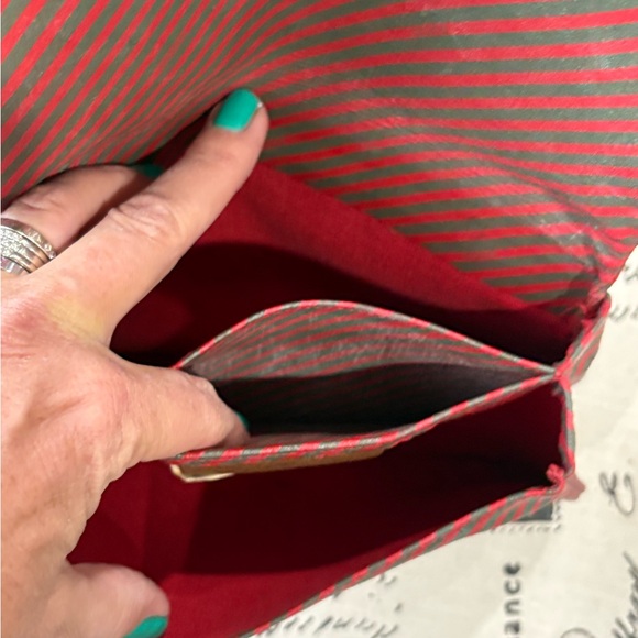 Gucci Pouch - Picture 6 of 8